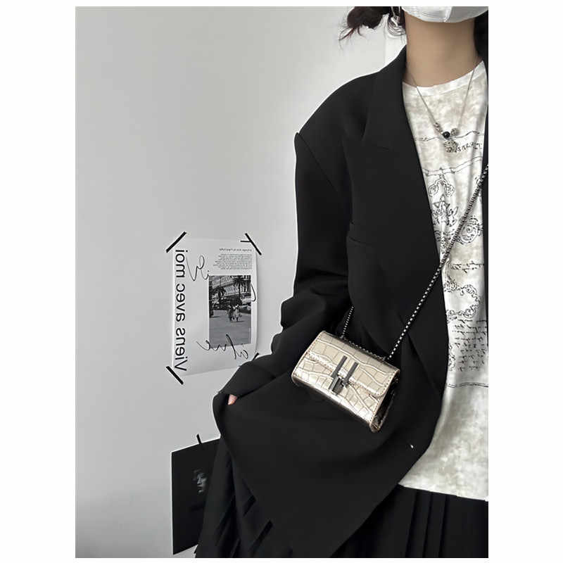 Fashion Patent Leather Mini Ba - Mini Purse Chain recension och pris