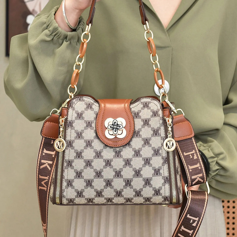 vintage letter printed shoulde - Women Bags Work recension och pris