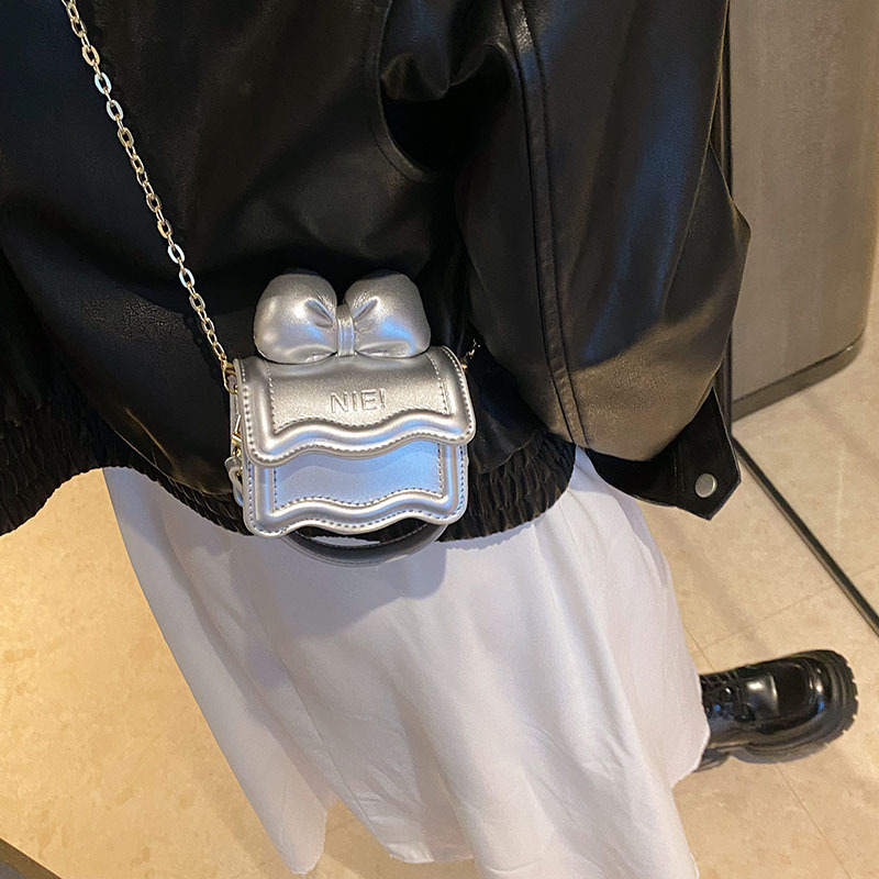 Cute Bow Chain Crossbody Bag K - Mini Purse Chain recension och pris