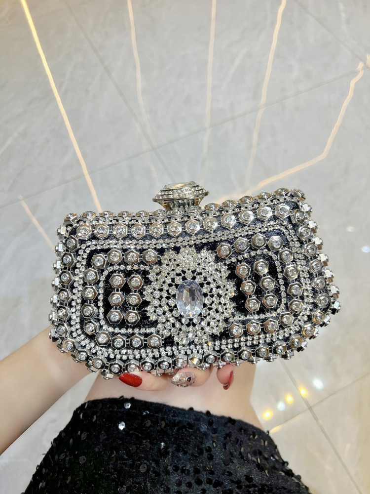 New Sparkling Rhinestones Hand - Mini Purse Chain recension och pris
