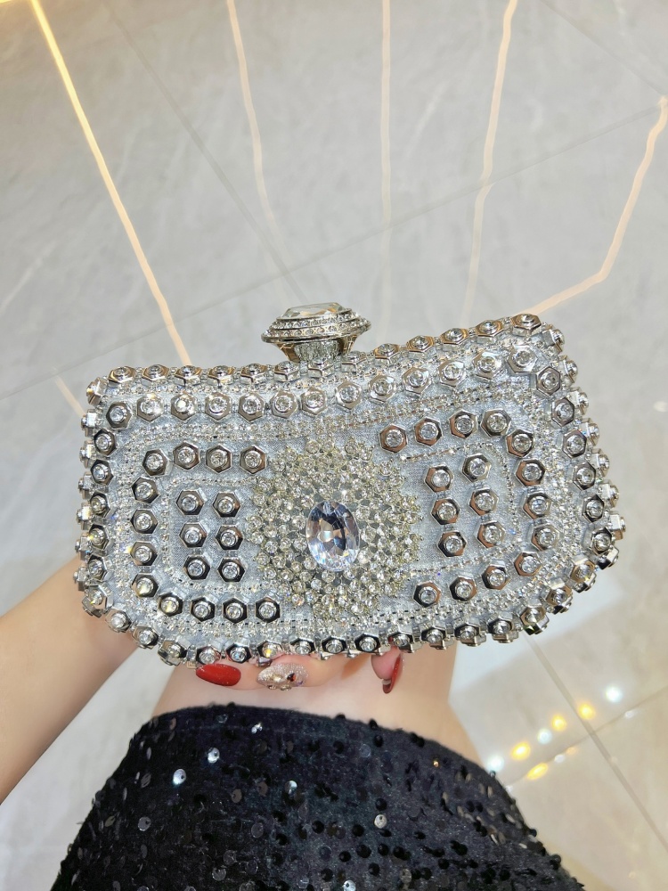 New Sparkling Rhinestones Hand - Mini Purse Chain recension och pris