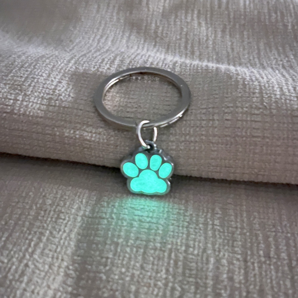 Luminous Dog Cat Paw Keychain  - Women Bags Rack recension och pris