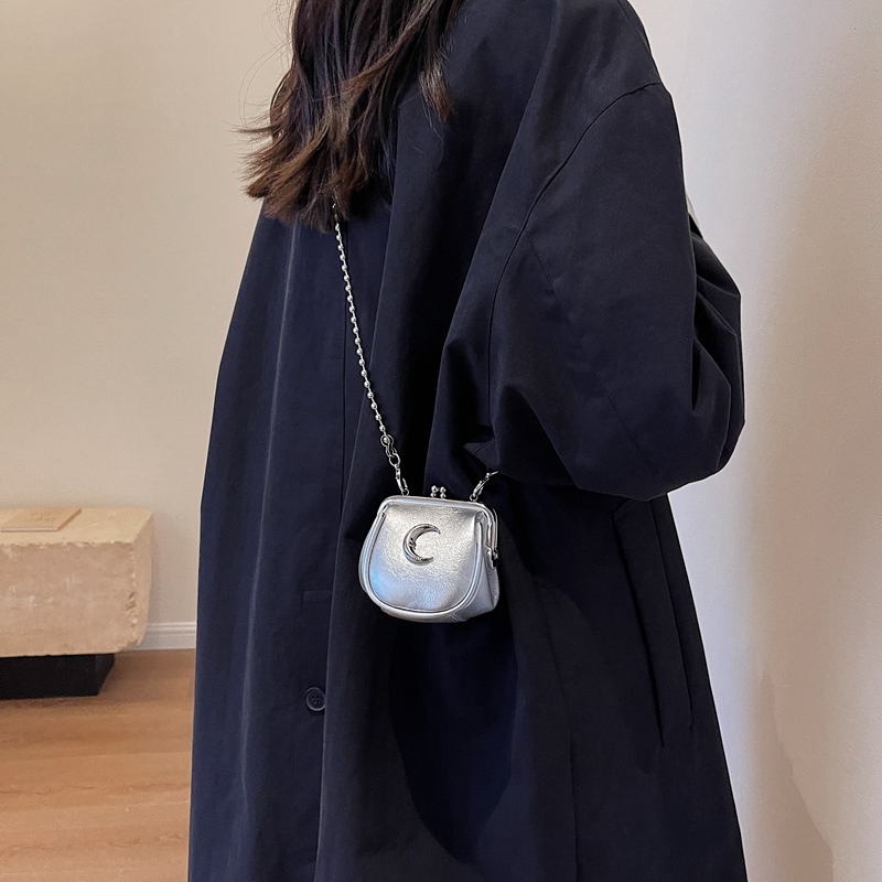 Silver Mini Cute Crossbody Bag - Mini Purse Chain recension och pris