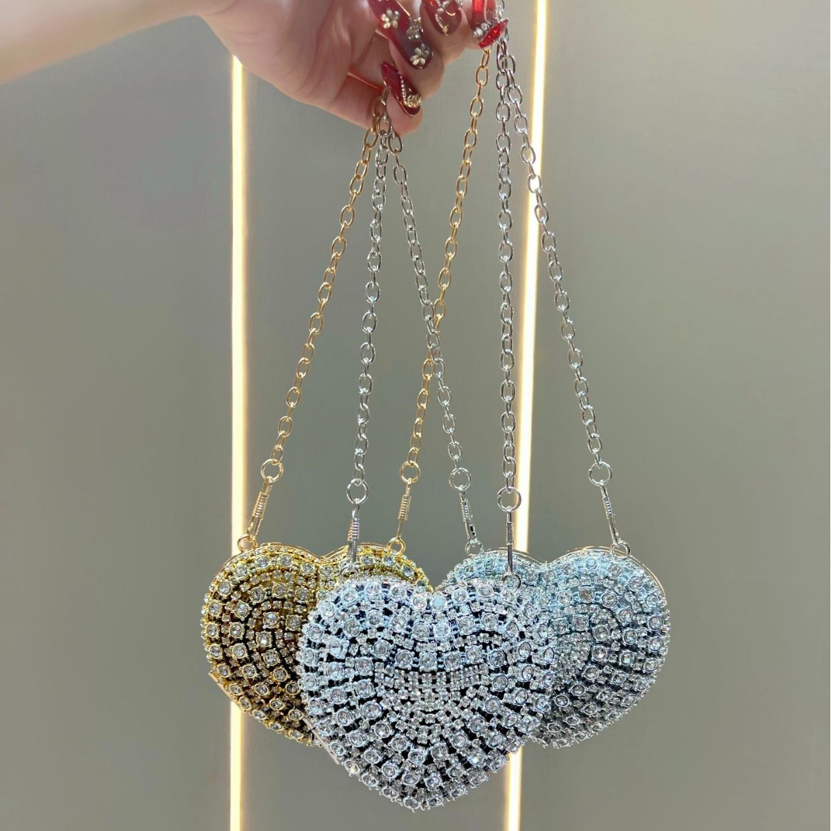 Luxury Rhinestone Crystal Clut - Mini Purse Chain recension och pris